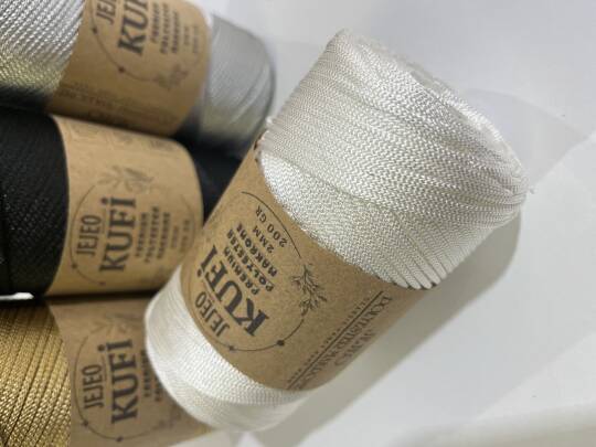 Premium Makrome 2 mm  kırık Beyaz (Pro cord)